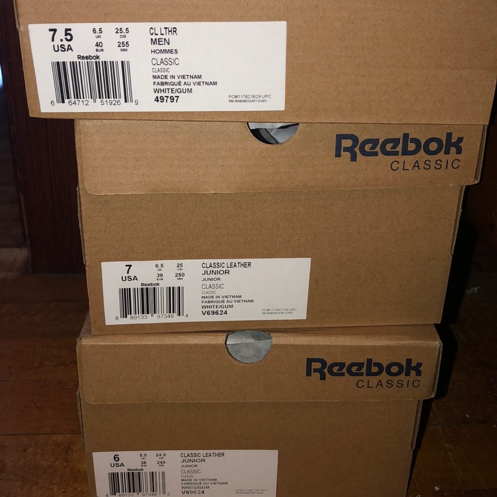 Reebok White/Gum Classic Leather Sneakers - Picture 7 of 7